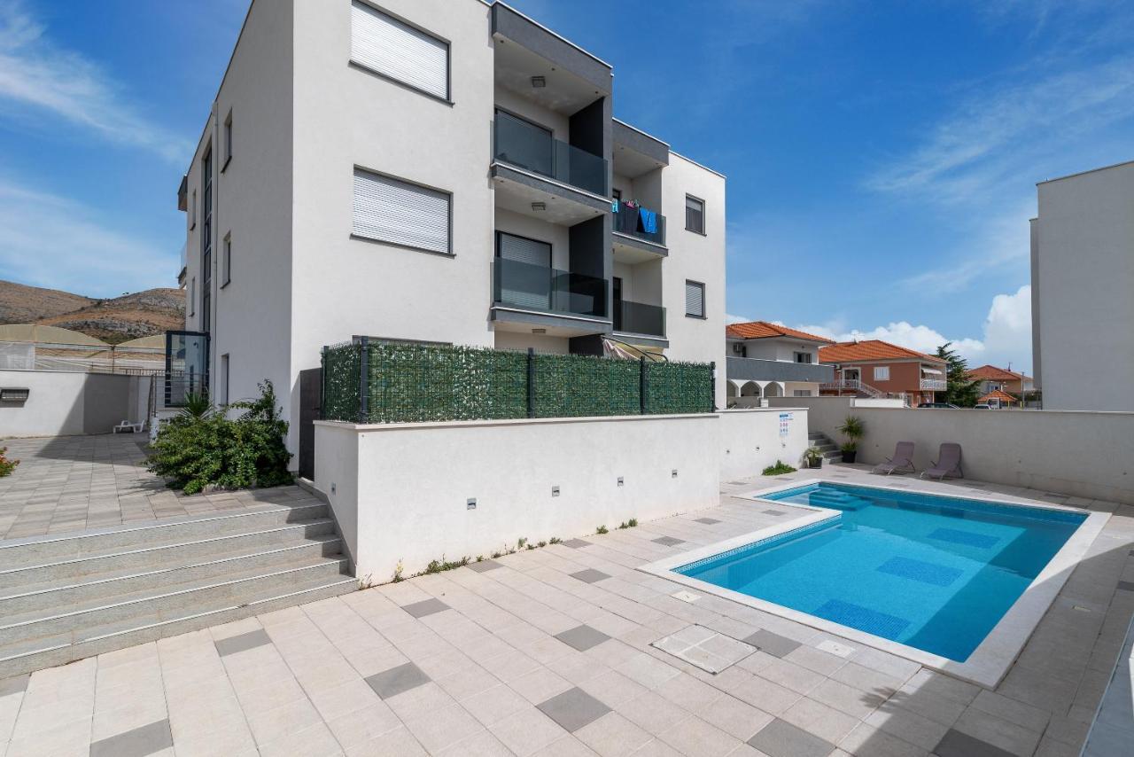 Apartman Lorena Apartment Trogir Exterior photo