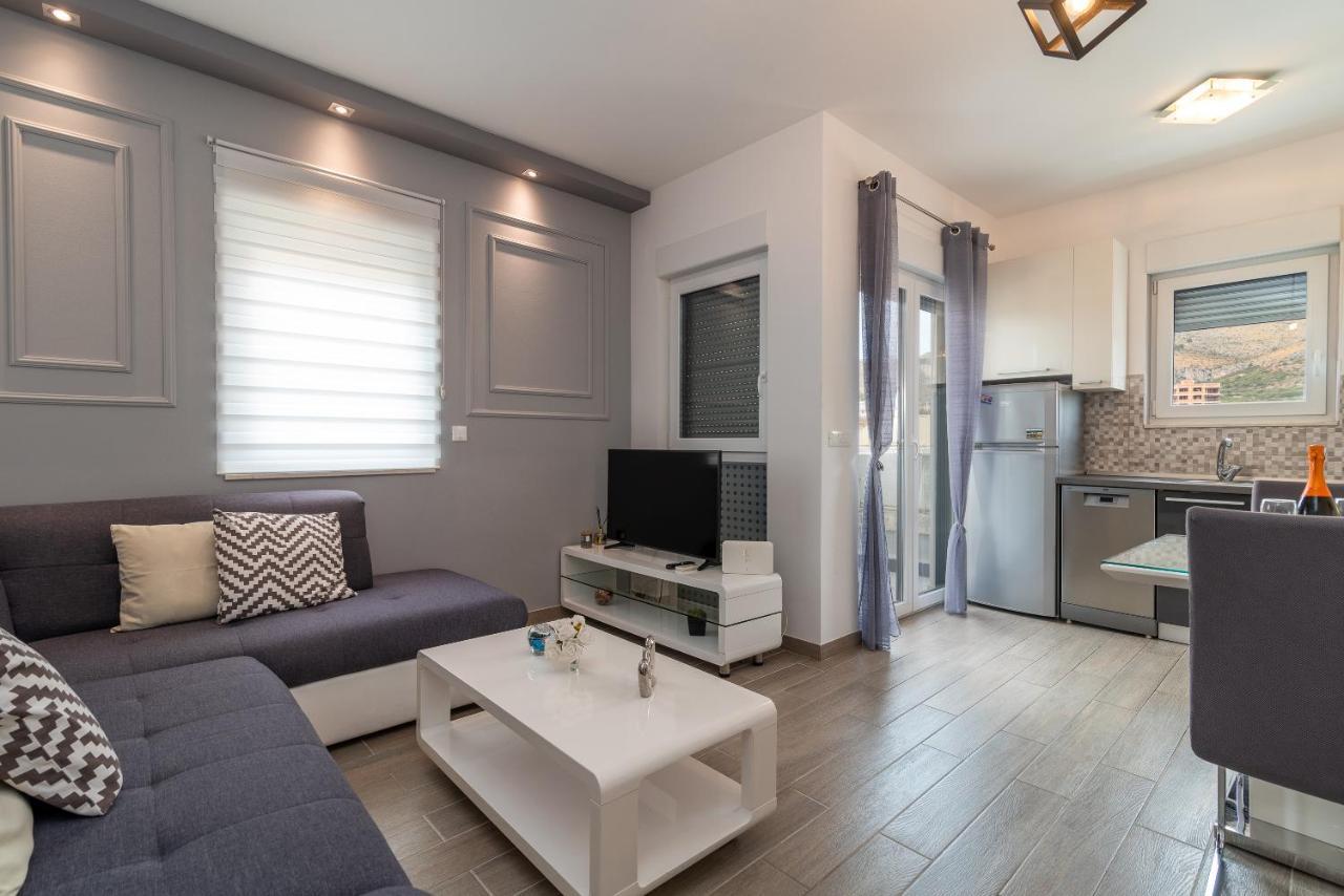 Apartman Lorena Trogir Exterior photo