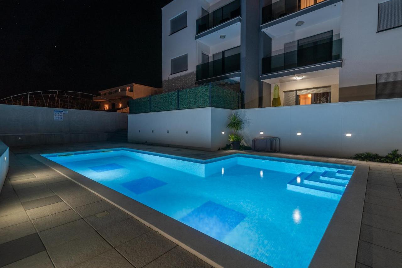 Apartman Lorena Trogir Exterior photo