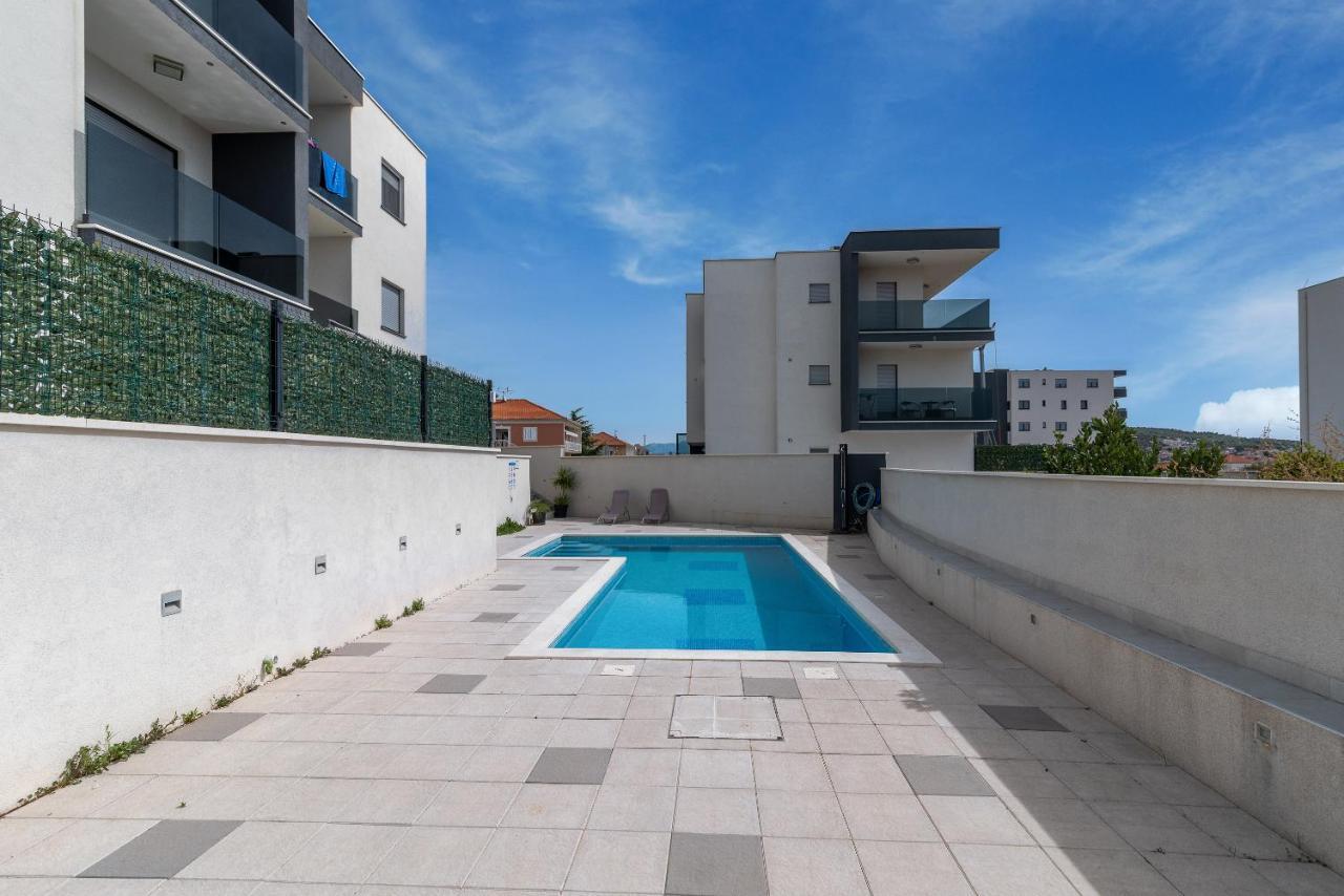 Apartman Lorena Trogir Exterior photo