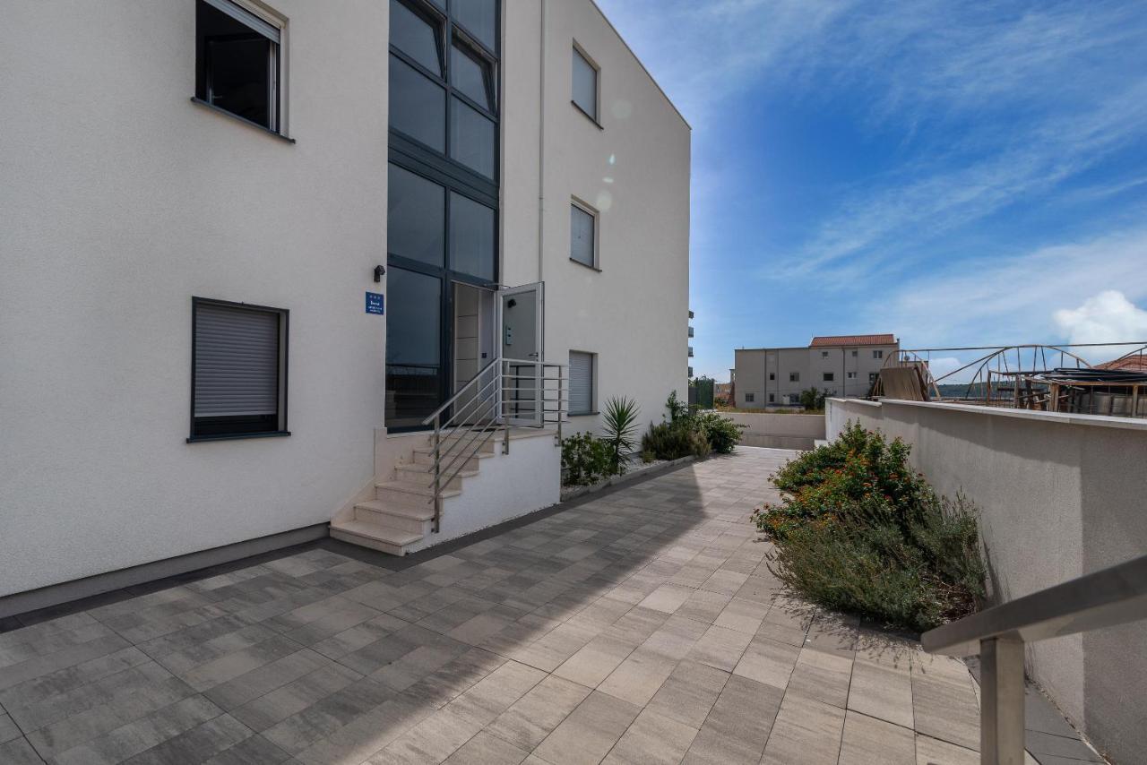 Apartman Lorena Trogir Exterior photo