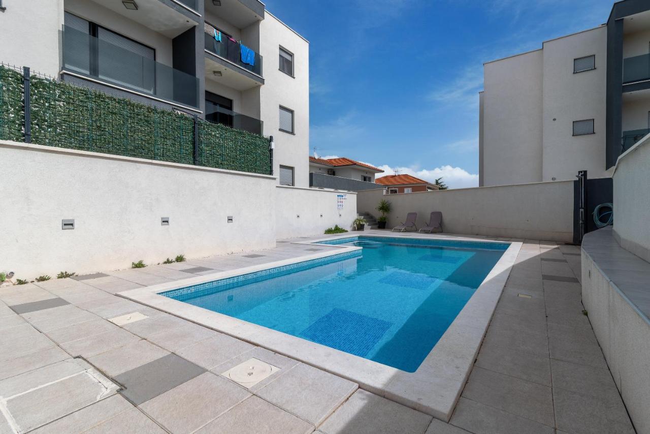 Apartman Lorena Apartment Trogir Exterior photo